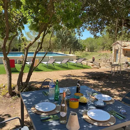 Semesterbostad Le Mazet De Papi En Garrigue