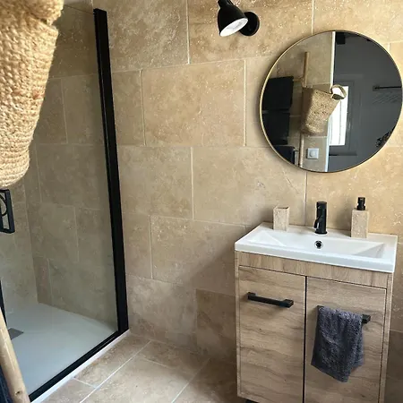 Le Mazet De Papi En Garrigue *